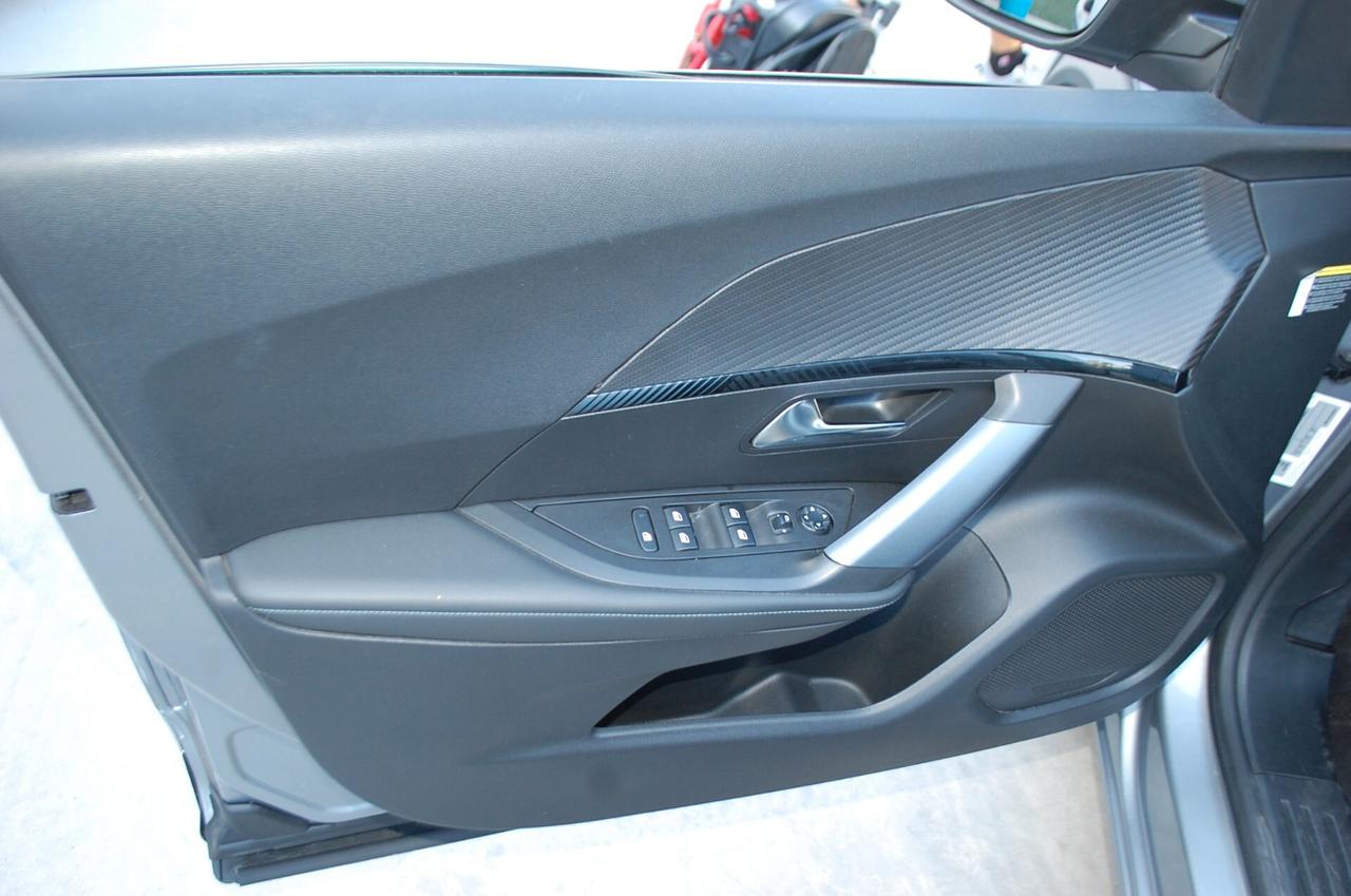 Peugeot 2008 1.5 Hdi 110 CV Allure Uff Italy Lega Sensori Led