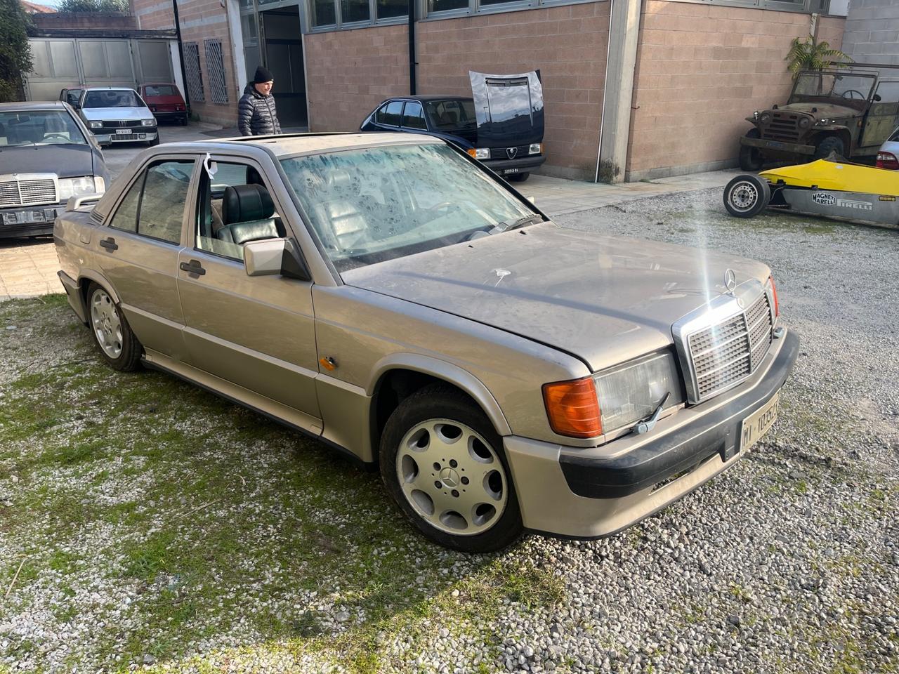 Mercedes 190 2.3 16v DA SISTEMARE