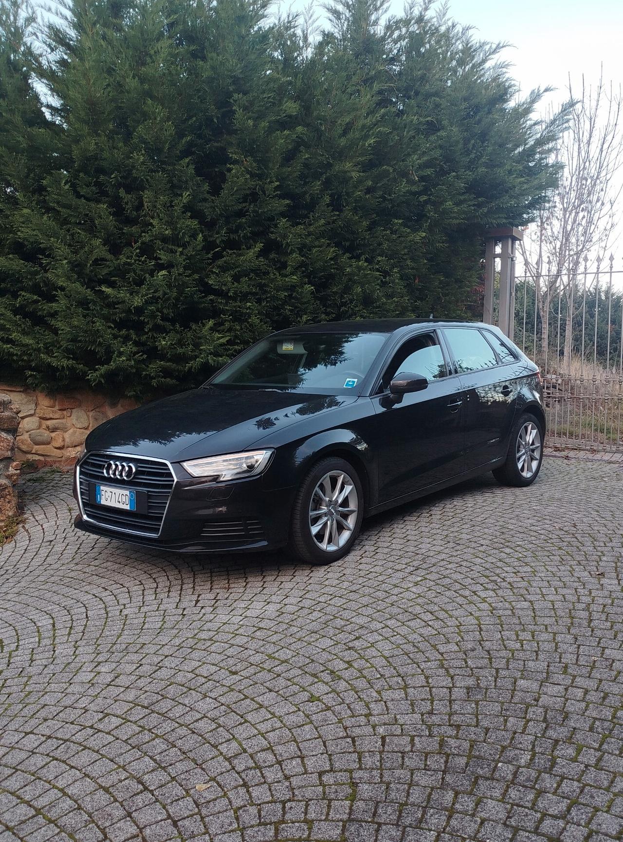 Audi A3 Sedan 1.6 TDI 116 CV Sport