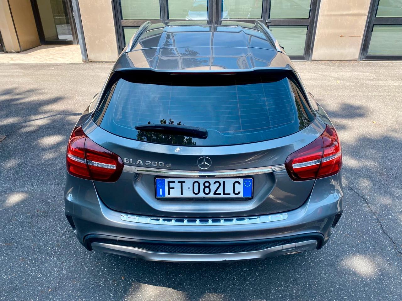 Mercedes-benz GLA 200 d Sport GARANZIA