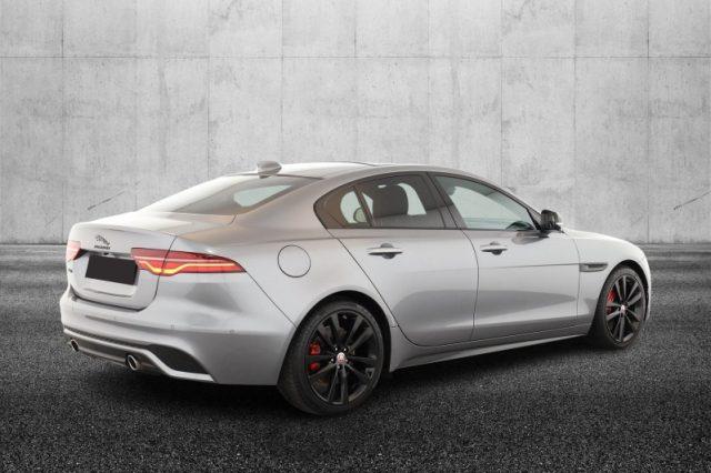 JAGUAR XE 2.0 250 CV aut. Black Edition