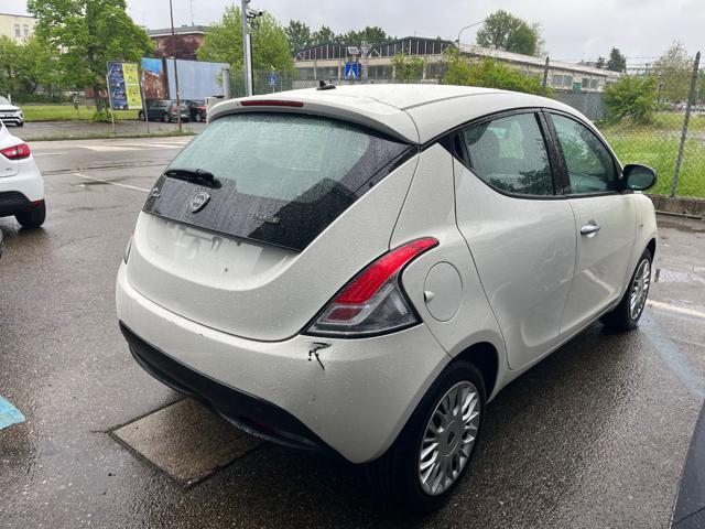 LANCIA Ypsilon 1.0 FireFly 5 porte S&S Hybrid