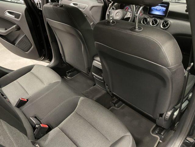 MERCEDES-BENZ GLA 180 1.5 d 109 CV Business