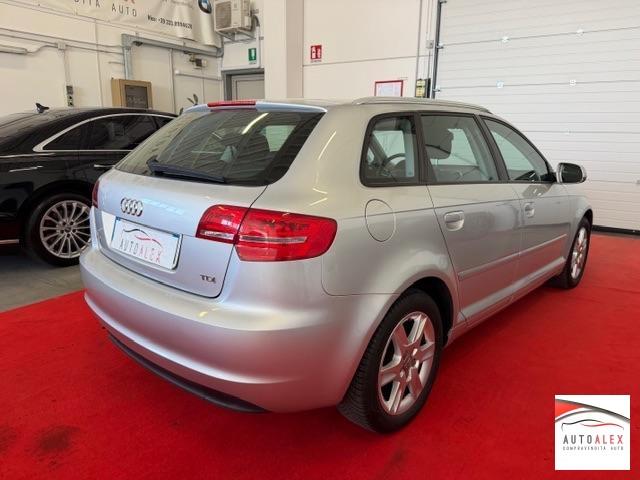AUDI - A3 Sportback Sportback 1.6 tdi Attraction