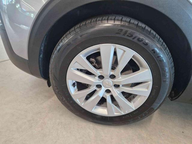 PEUGEOT 3008 BlueHDi 120 S&S Business