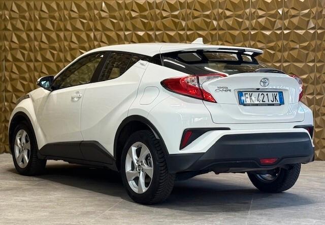 Toyota C-HR 1.2 Turbo Business