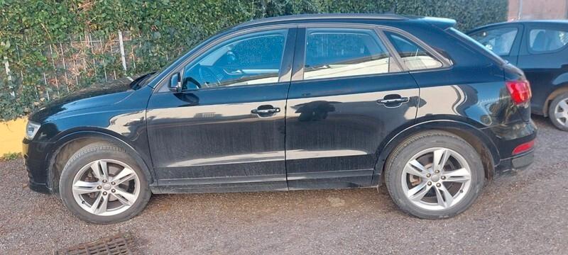 Audi Q3 2.0 TDI s line quattro tronic(150 CV)