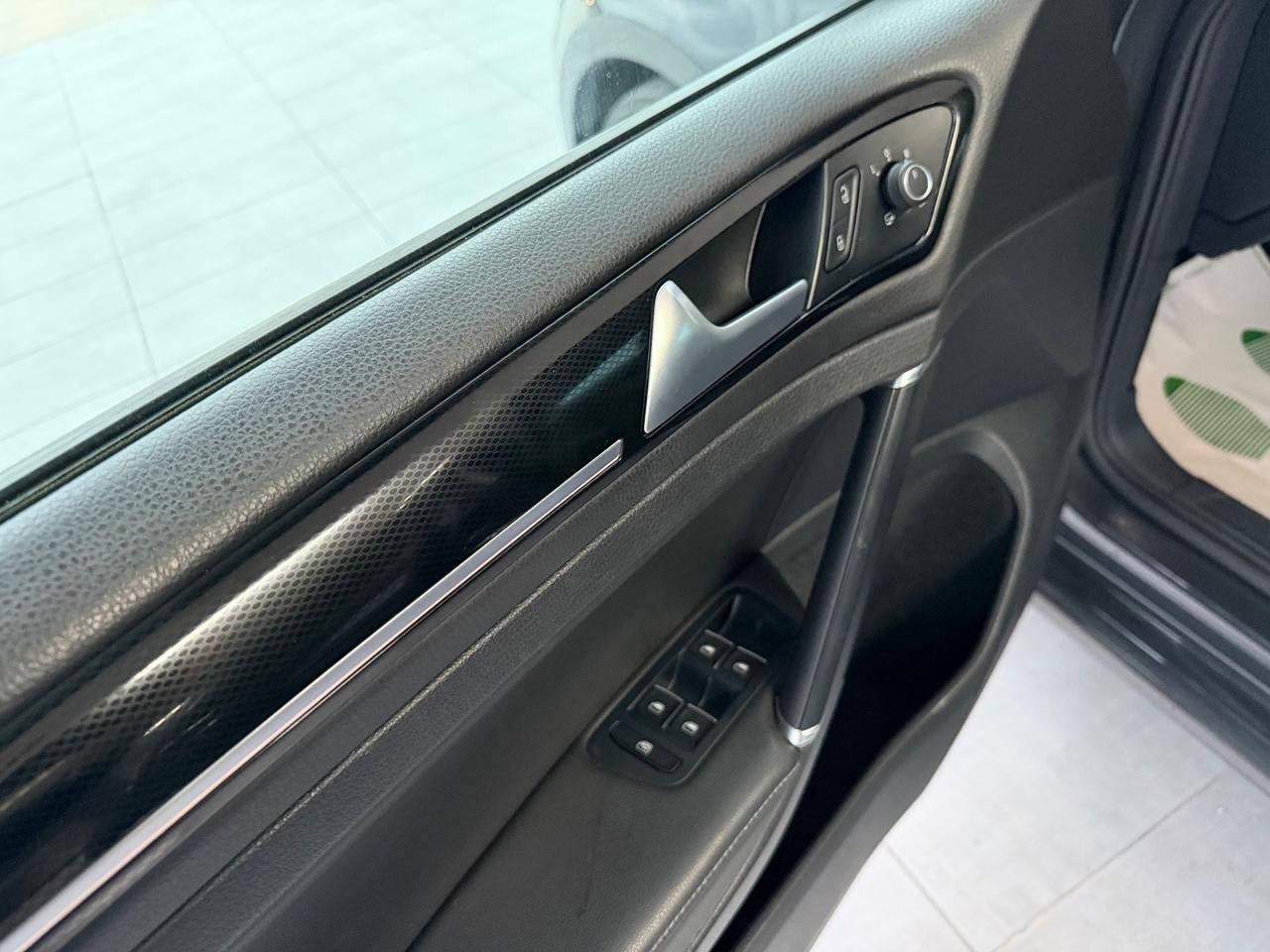 Volkswagen Golf 1.4 TGI 5p. Highline BlueMotion metano