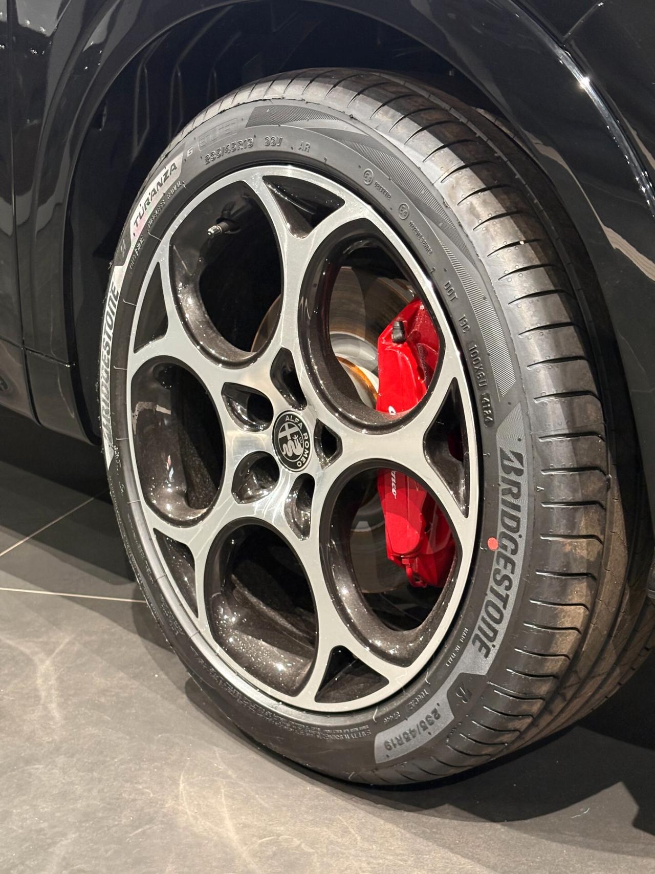 Alfa Romeo Tonale 1.6 diesel 130 CV TCT6 Veloce