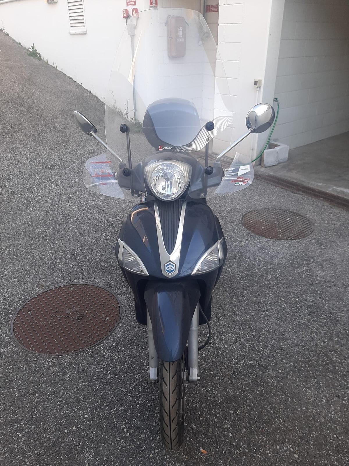 Piaggio Liberty 150 Business
