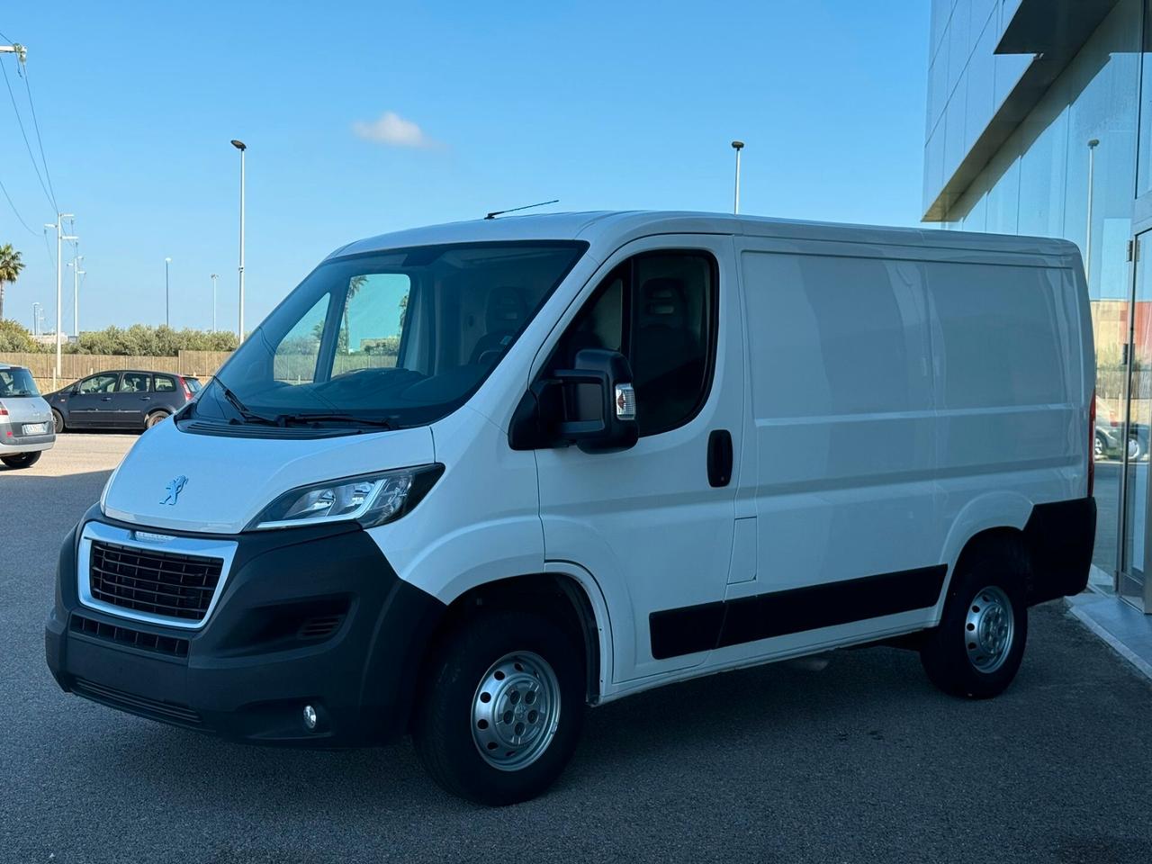 Peugeot Boxer 333 L1H1 2.0 BlueHDi 160CV S&S PREMIUM,