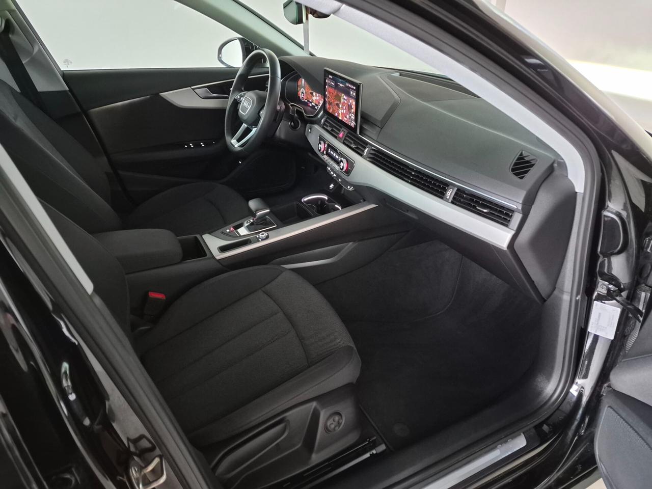 Audi A4 AVANT 35TDI MHEV S TRONIC FULL-LED NAVI CARPLAY