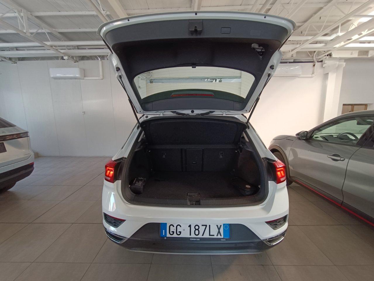 Volkswagen T-Roc 1.0 tsi 110cv