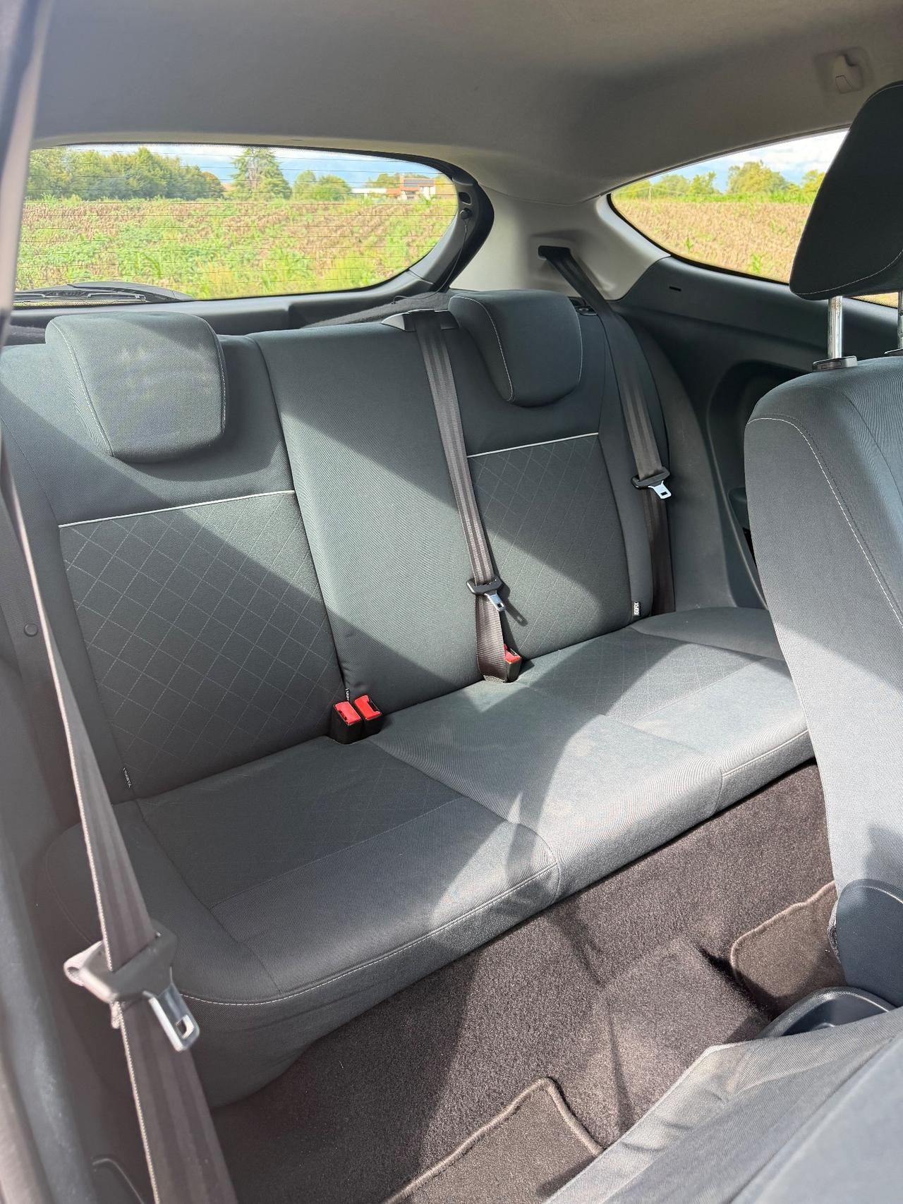 Ford Fiesta 1.2 82CV 3 porte Titanium