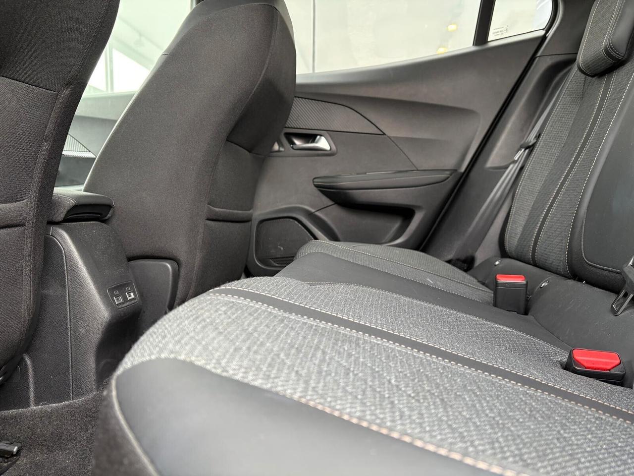 Peugeot 2008 ALLURE PureTech 100 6mt SPOTICAR