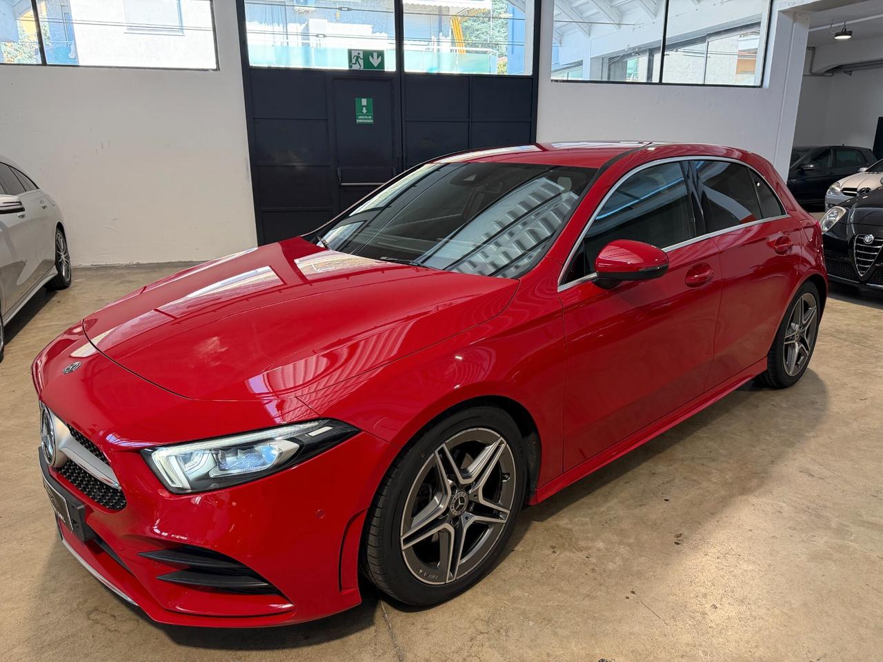 Mercedes-benz A 200 Premium AMG-LUCI-SCHERMI GRANDI