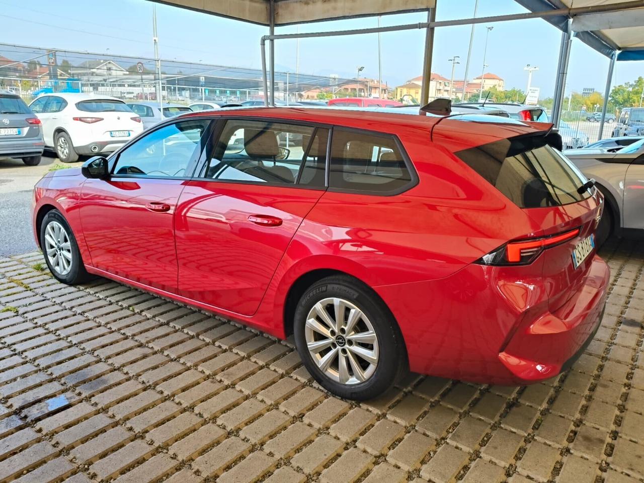 Opel Astra 1.5 Turbo Diesel 130 CV AT8 Sports Tourer Edition