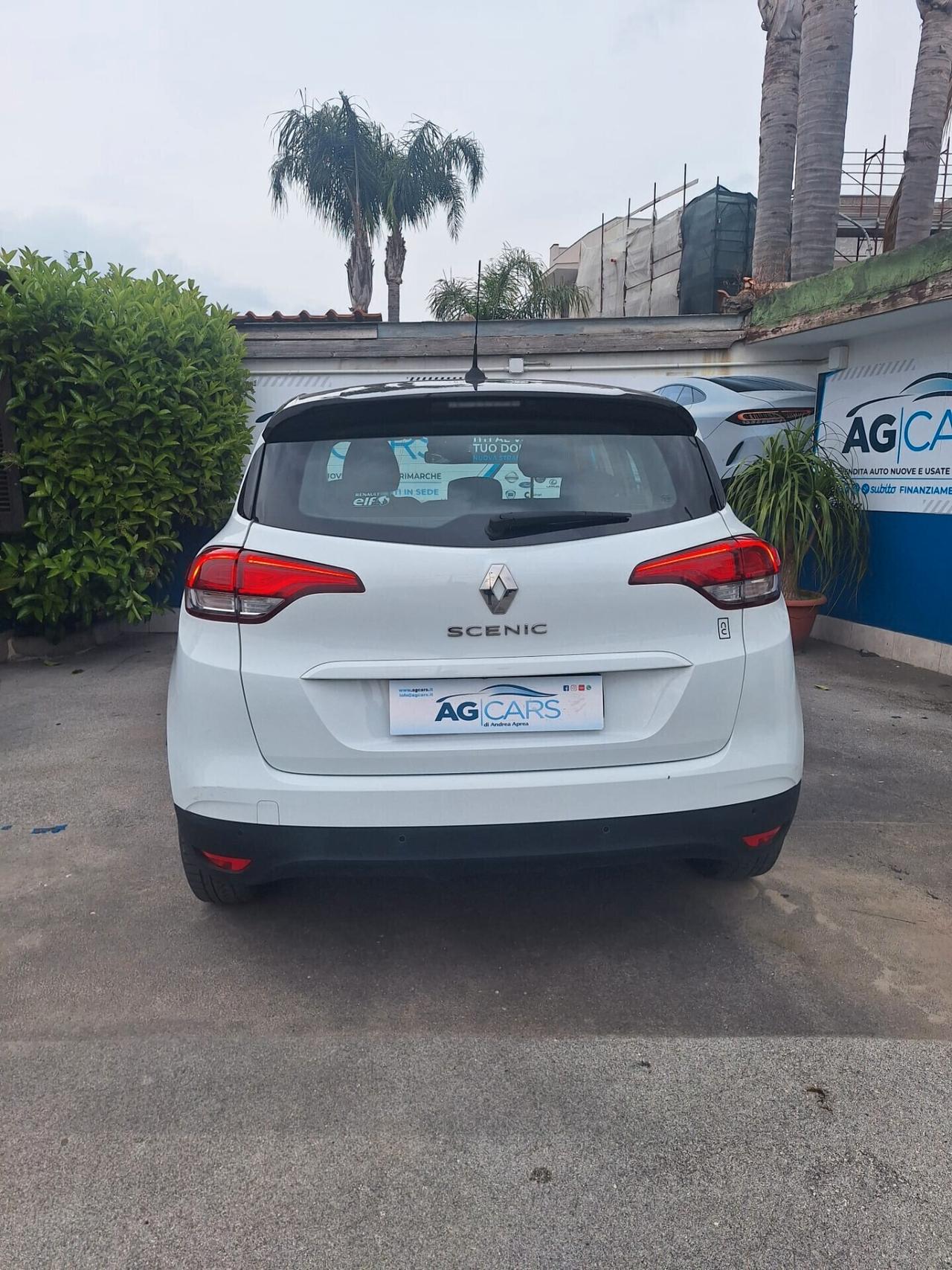 Renault Scenic 1.7 Blue dCi 120 CV Intens