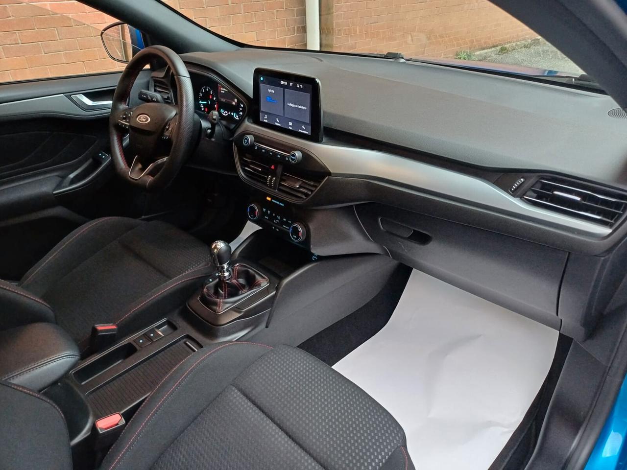 Ford Focus 1.0 EcoBoost Hybrid 125 CV Powershift 5p. ST-Line