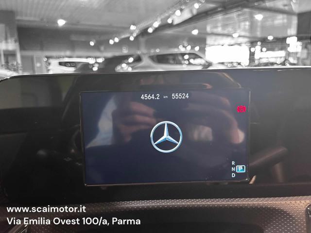 MERCEDES-BENZ A 180 d Automatic Premium