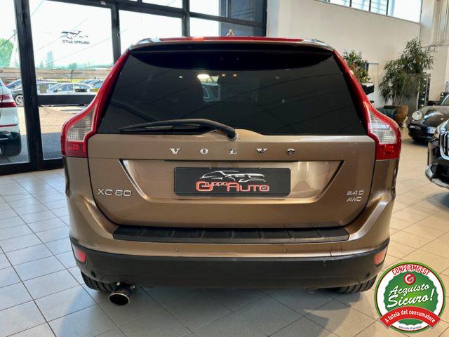 VOLVO XC60 2.4 D AWD Momentum