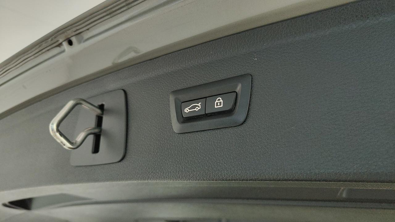 BMW Serie 2 F45 2014 Active Tourer - 220i Active Tourer auto