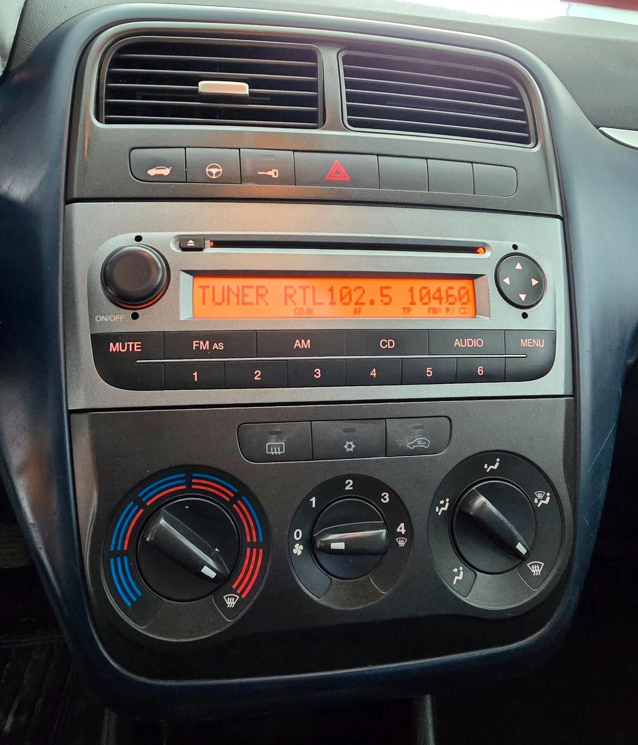 Fiat Grande Punto 1.3 MJT 75 CV 5 porte Dynamic