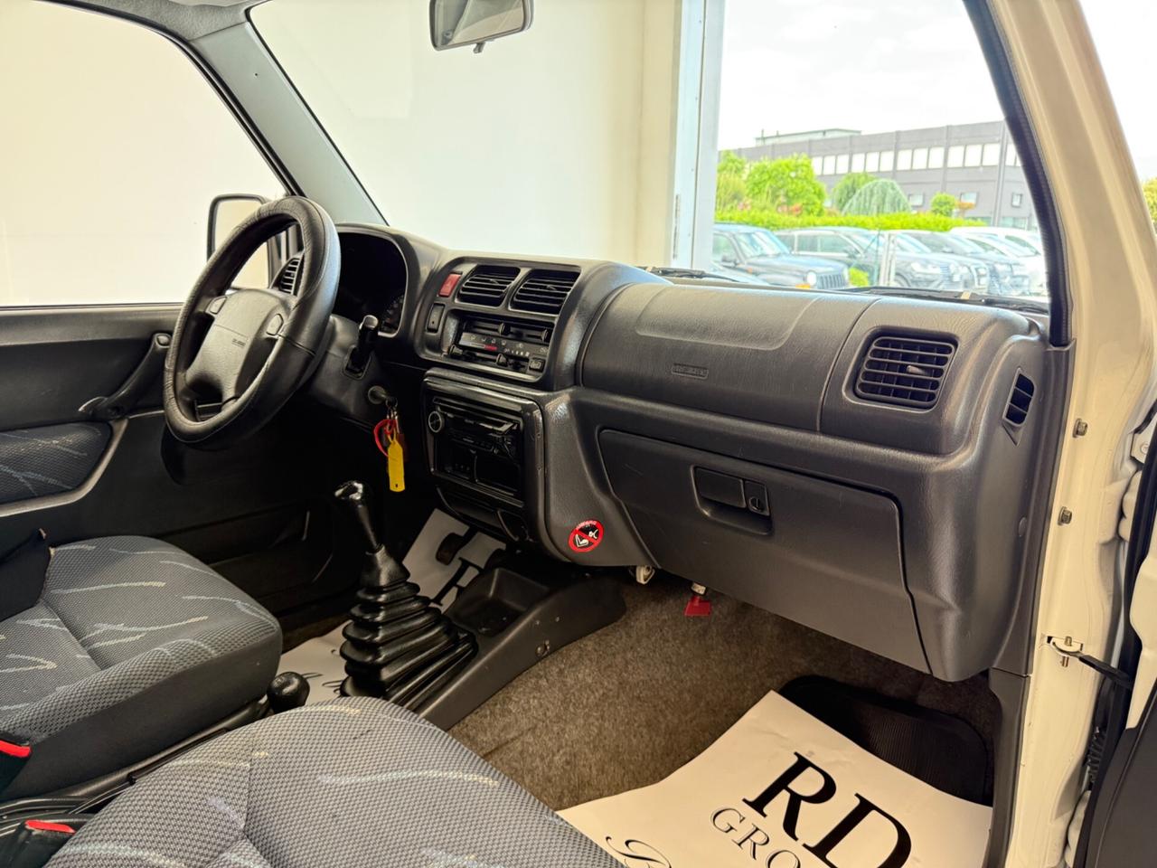 Suzuki Jimny 1.3i 16V cat 4WD JLX