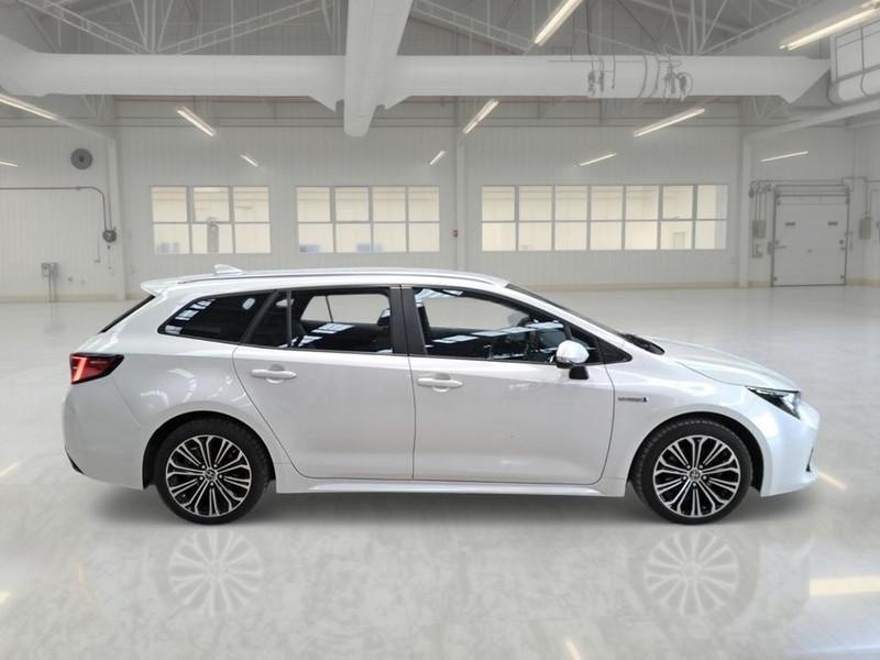 TOYOTA COROLLA TS 2.0 HYBRID BUSINESS 5 PORTE STATION WAGON