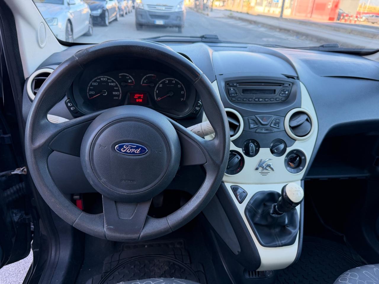 Ford Ka Ka+ 1.2 8V 69CV Titanium