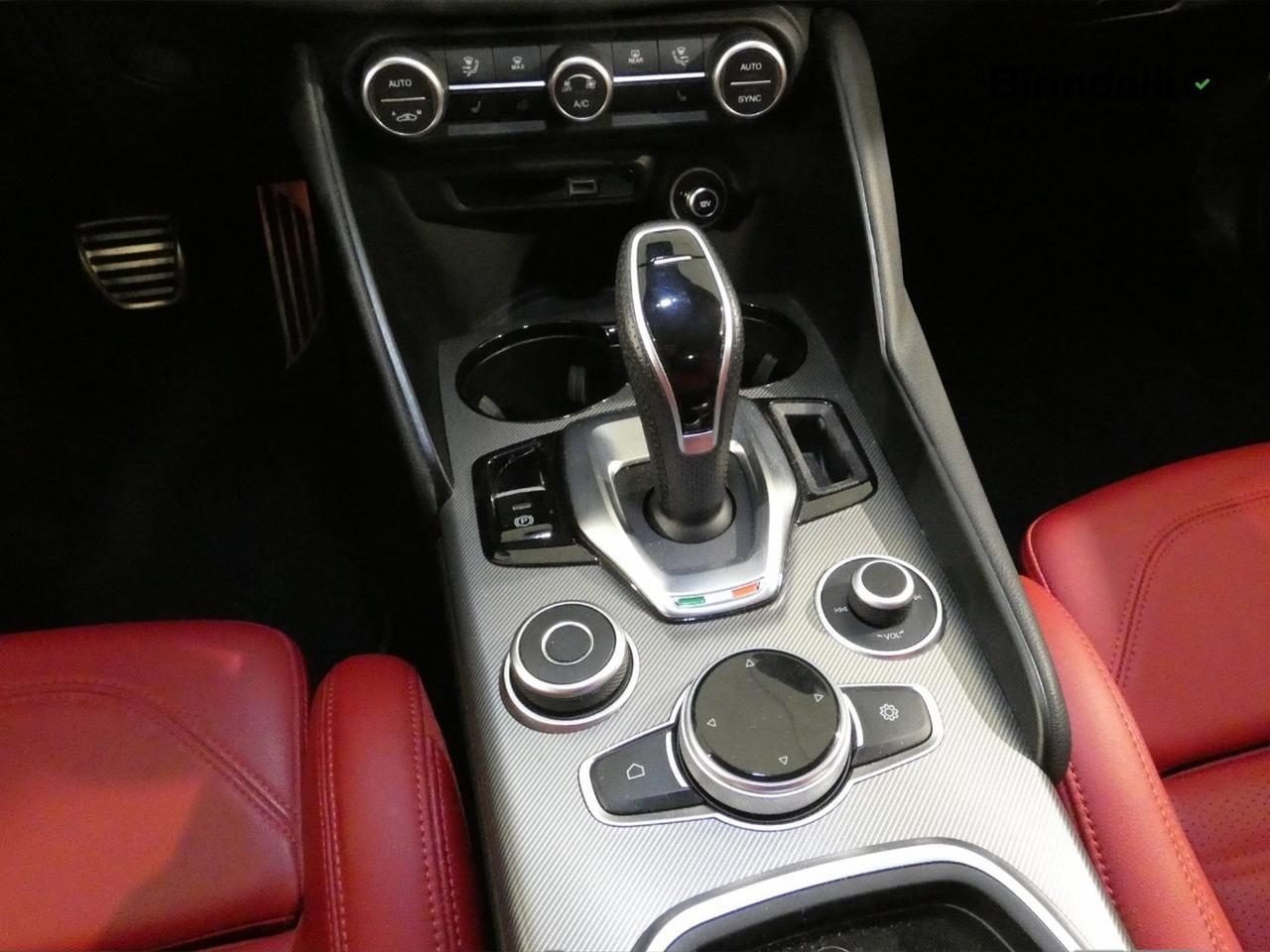ALFA ROMEO Giulia (2016) - Giulia 2.2 Turbodiesel 210 CV AT8 AWD Q4 Veloce