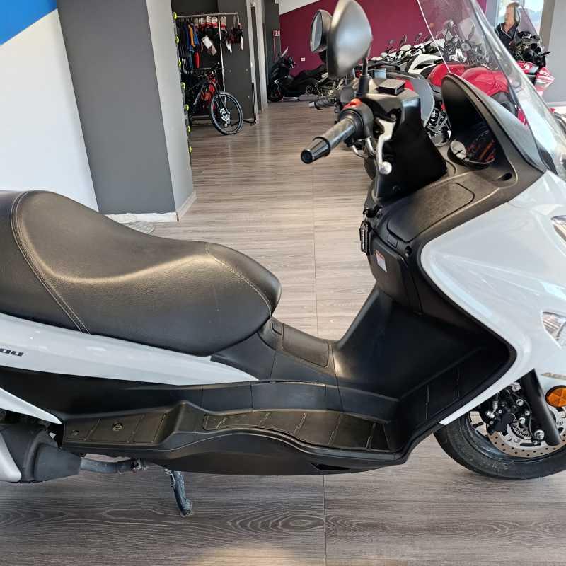 Suzuki Burgman UH 200 ABS - 2017