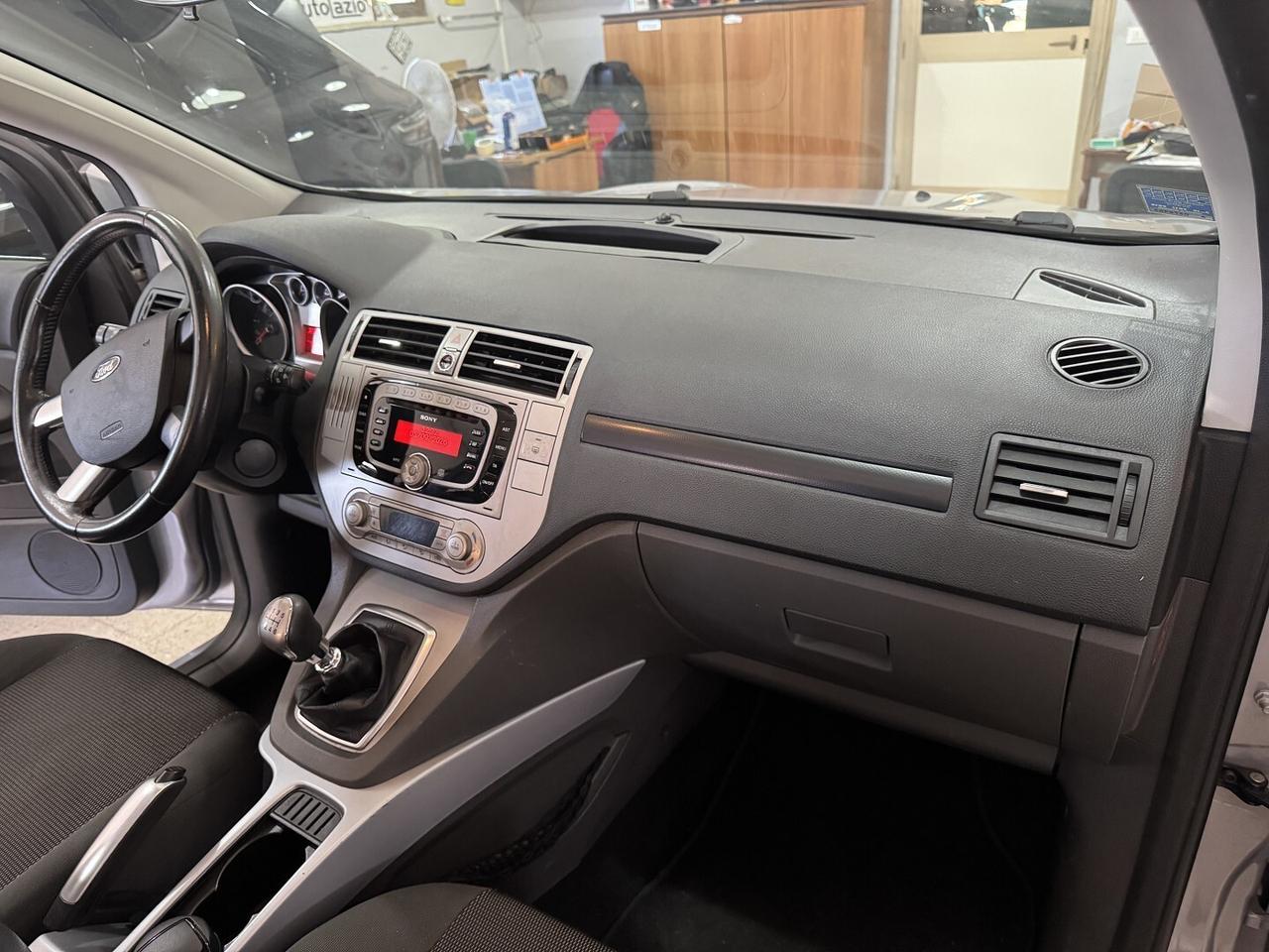 FORD KUGA 2.0 TDCi Titanium