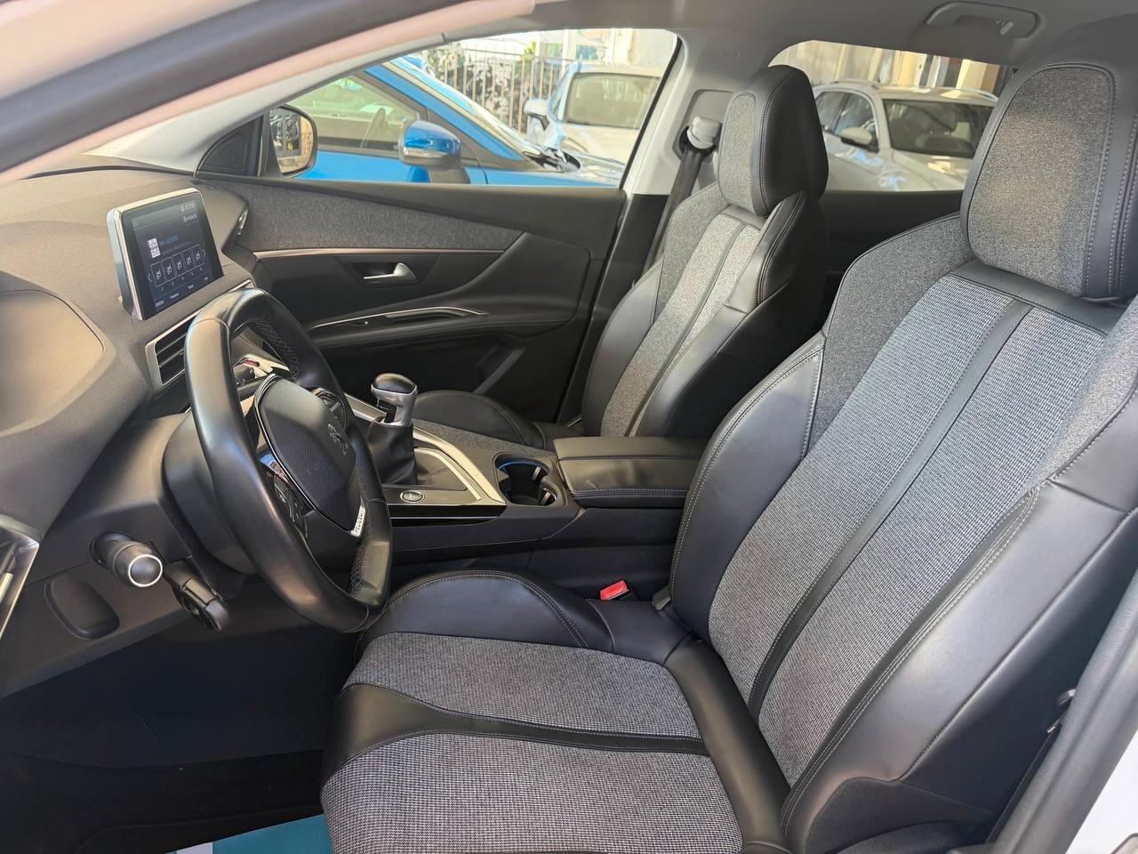 Peugeot 3008 2019 130 S&S Allure KIT 8MM