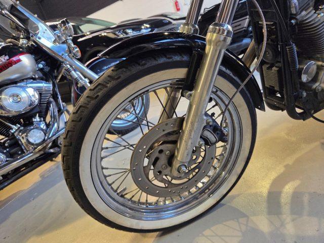 HARLEY-DAVIDSON 883 Sportster XL 883
