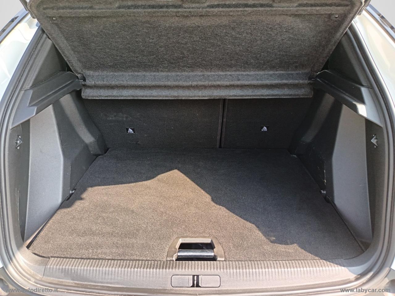 PEUGEOT E-2008 Allure Pack