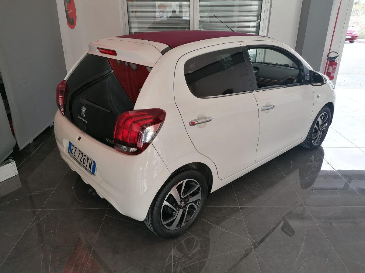 PEUGEOT - 108 - PureTech 82 5p. Allure TOP!