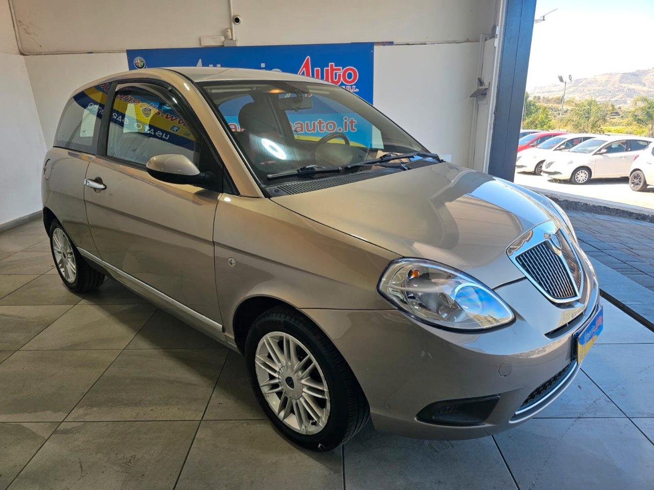 Lancia Ypsilon 3 Porte Ypsilon 1.3 mjt 16v Argento *CONTO VENDITA*