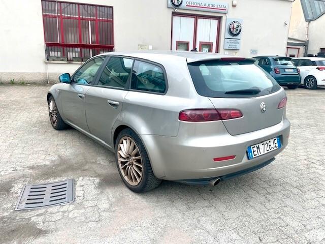 Alfa Romeo 159 2.0 JTDm Sportwagon Distinctive