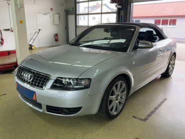 AUDI S4 Cabrio 4.2 V8 quattro tiptronic FULL SERVICE !