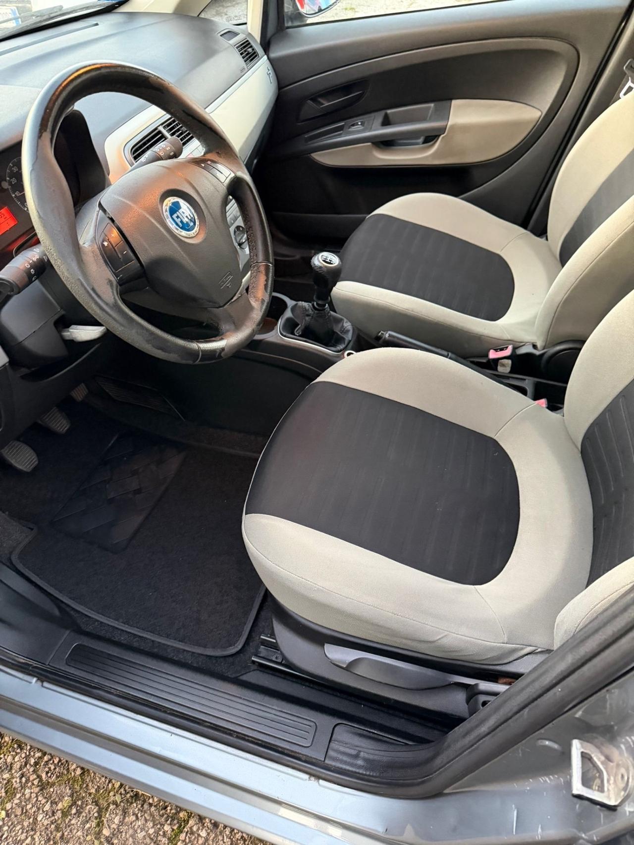 Fiat Grande Punto 1.3 MJT 75 CV 5 porte Active X Neopatentati
