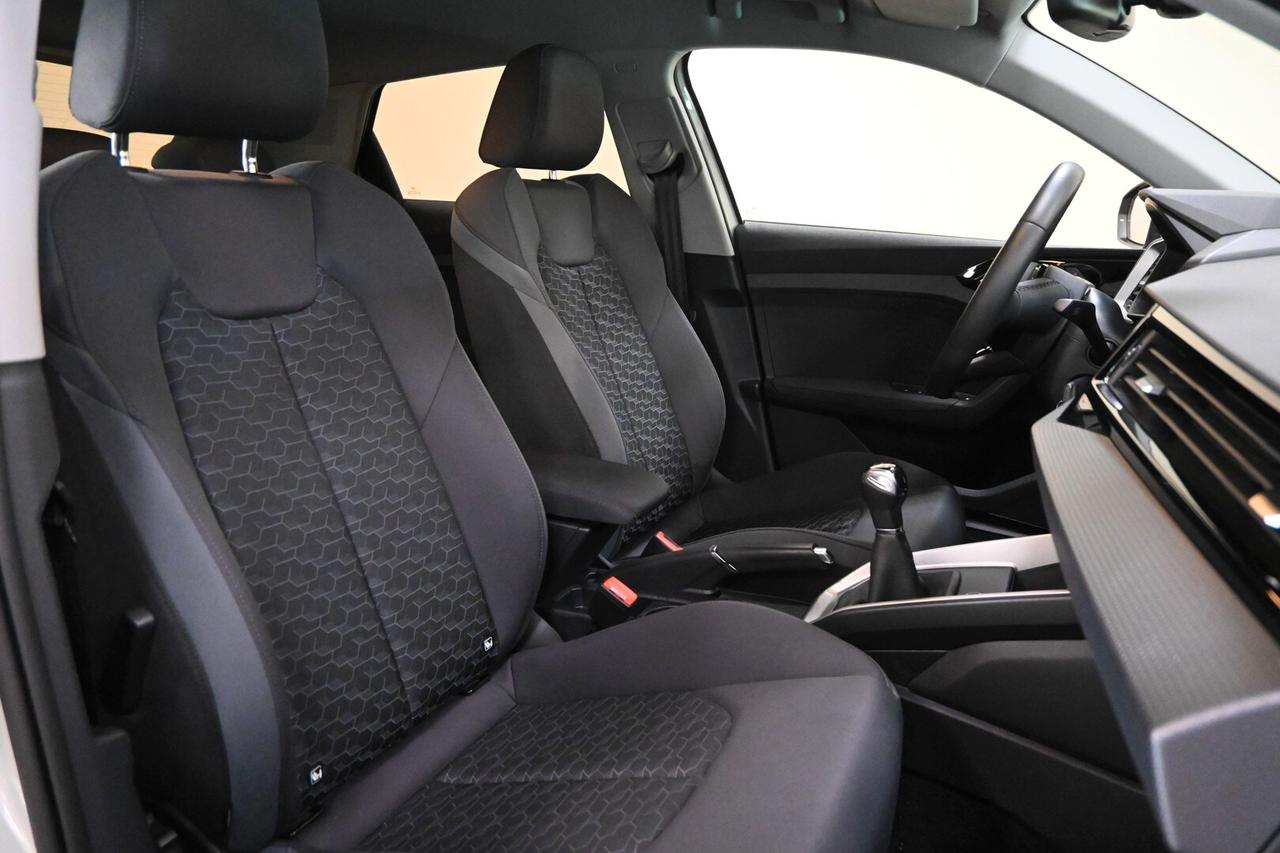 AUDI A1 2ª serie A1 SPB 30 TFSI Identity Black