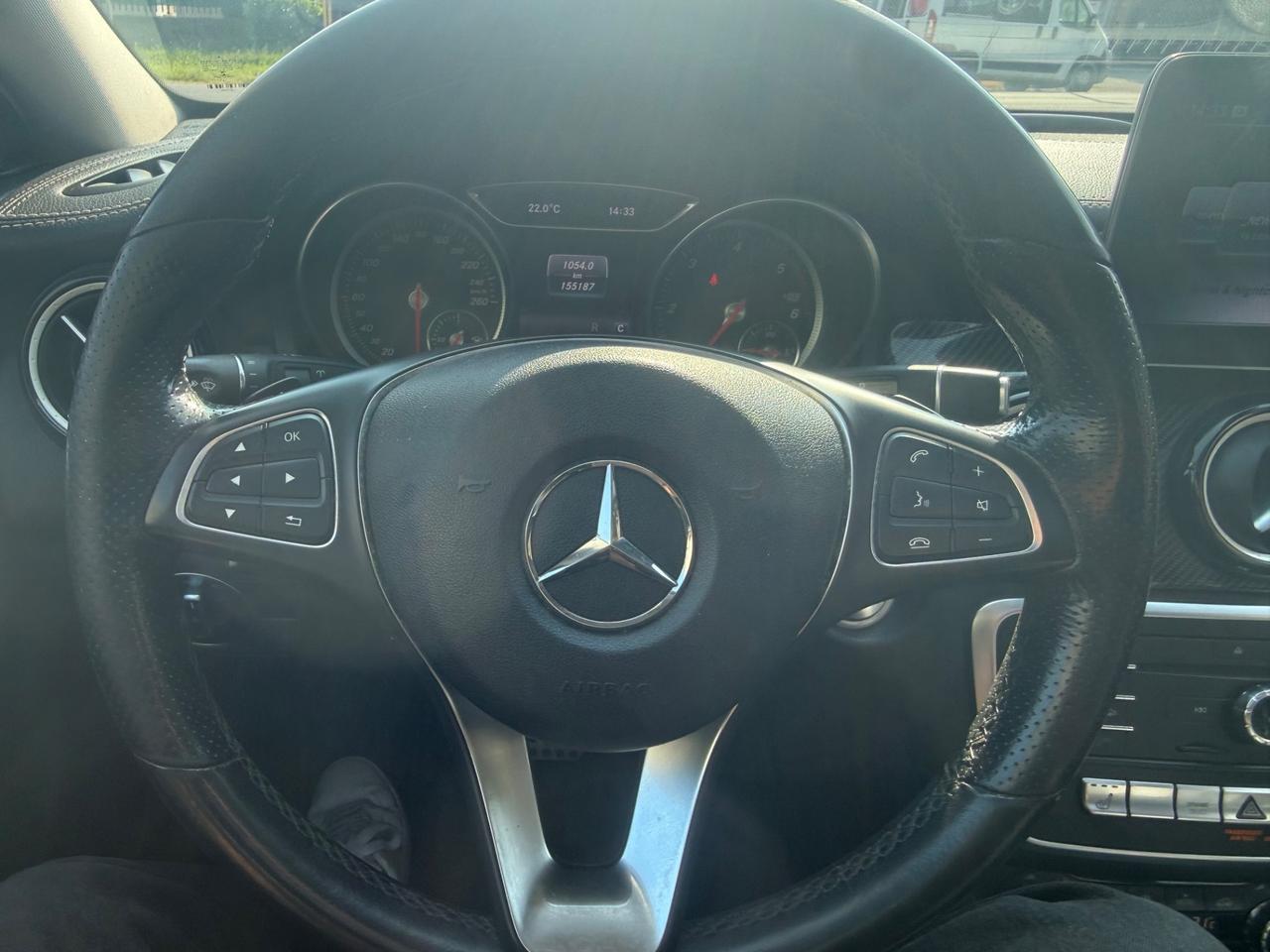 Mercedes-benz CLA 200 d S.W. Automatic Premium