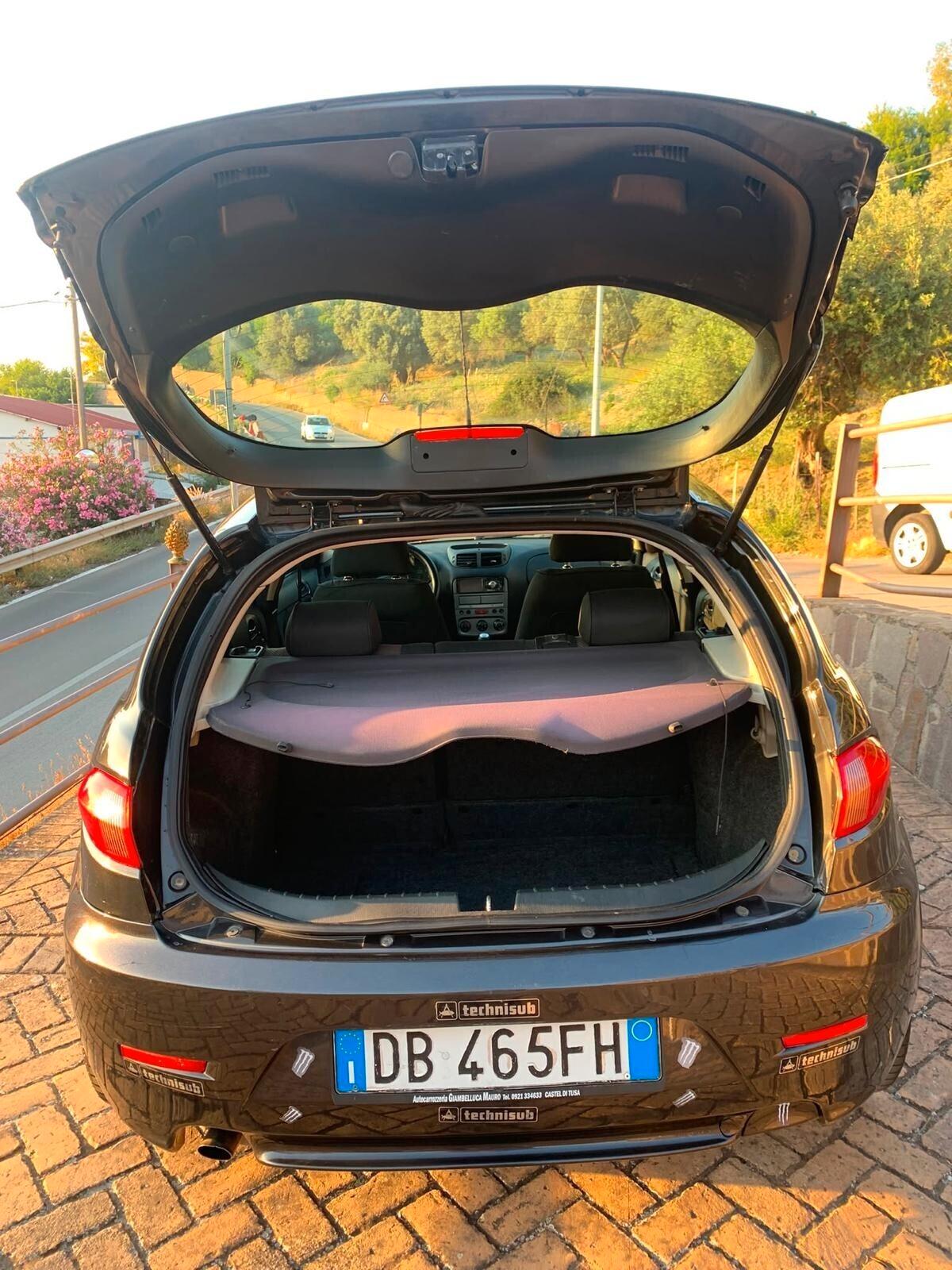 Alfa Romeo 147 1.9 JTD (120) 5 porte Progression