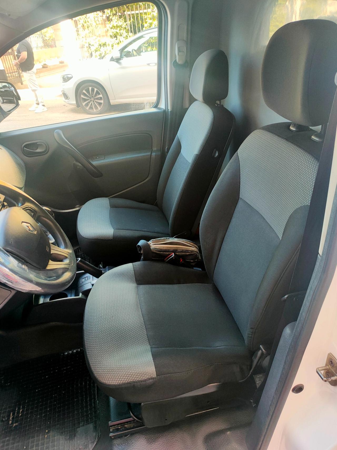 Renault Kangoo 1.5 dCi 90CV 5 porte Stop & Start Extrem N1