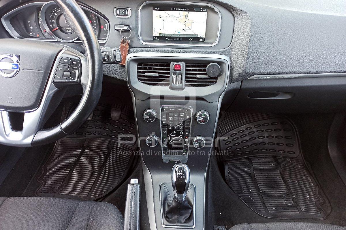 VOLVO V40 Cross Country D2 Kinetic