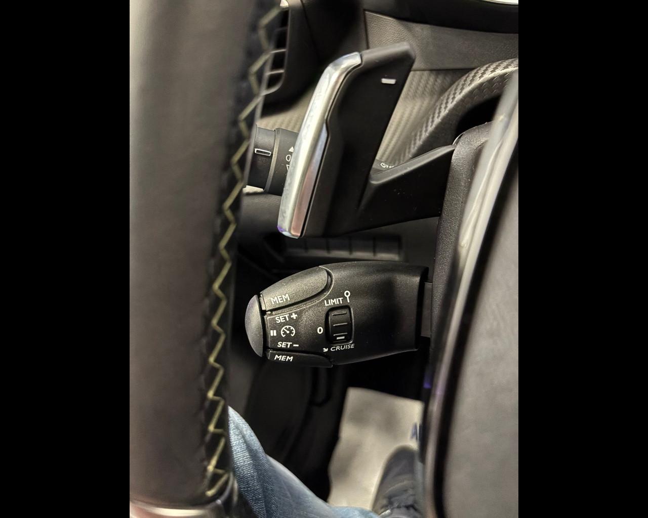 PEUGEOT 208 II 2023 - 208 1.2 hybrid GT 145cv e-dcs 6