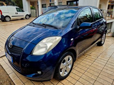 Toyota Yaris 1.3 5 porte Sol