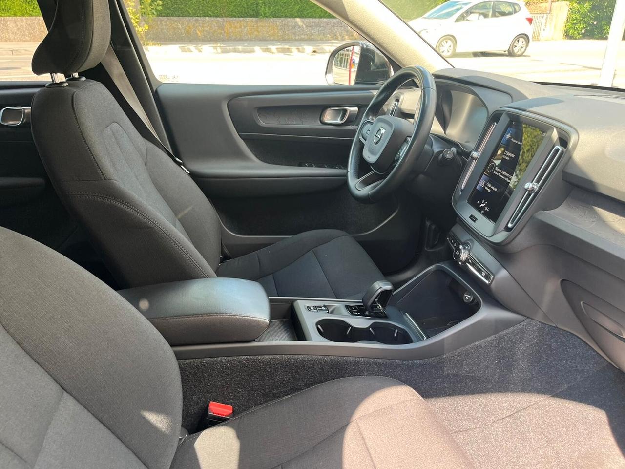 Volvo XC40 T4 Recharge Plug-in Hybrid automatico Core N1 AUTOCARRO