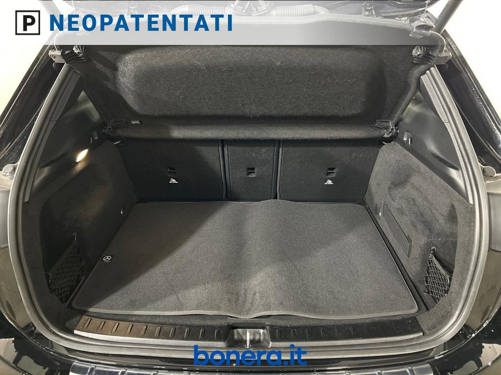 Mercedes GLA 180 180 D Advanced 8G-DCT